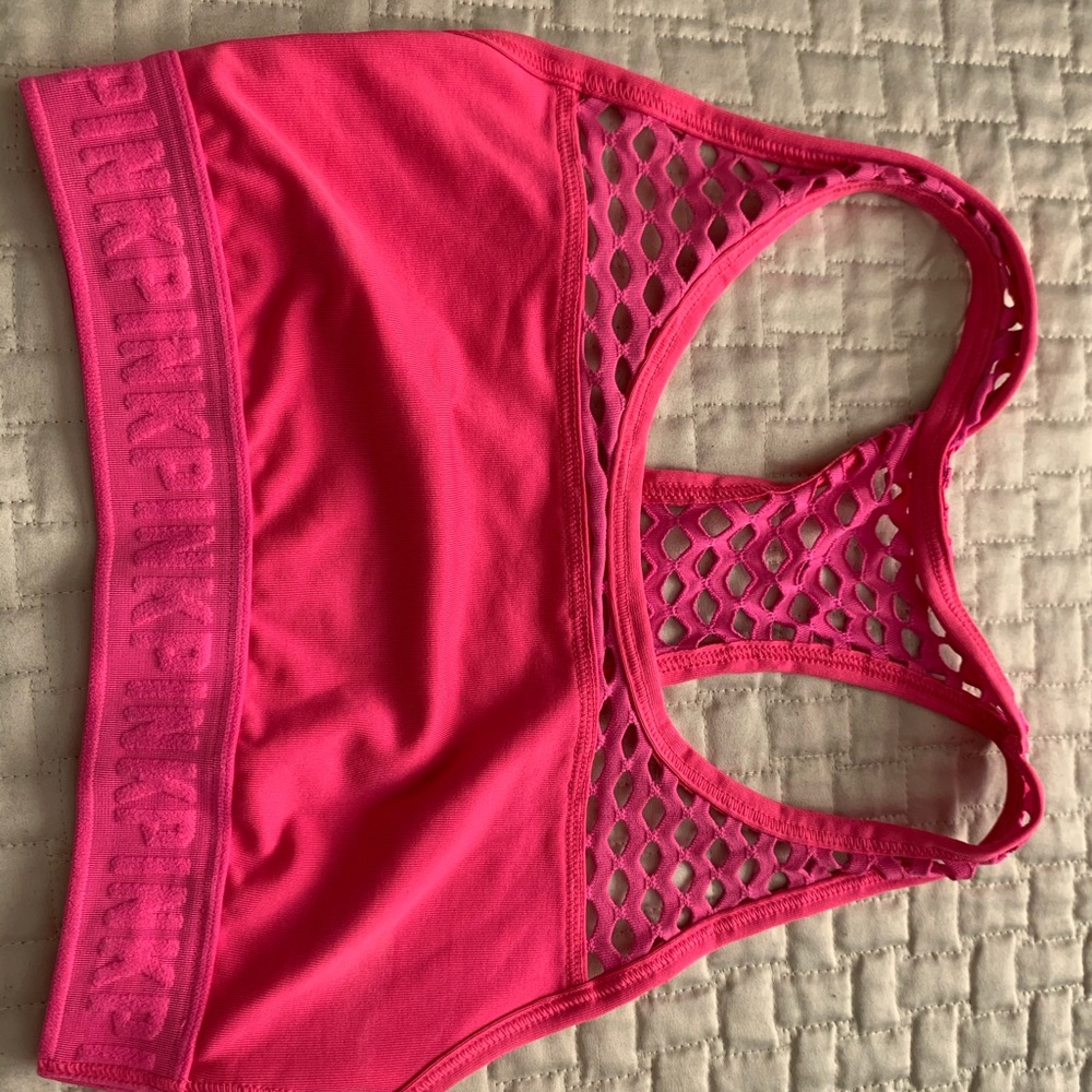 Sports bra